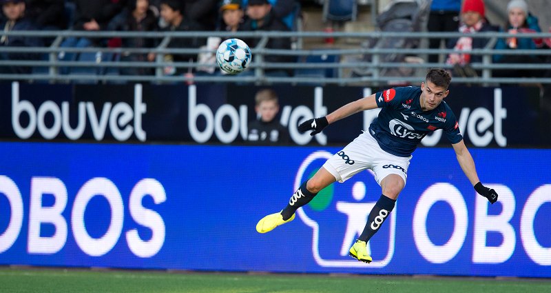 Innlegget som førte til 1-0. Foto: Tore Fjermestad