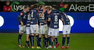 Viking - Sarpsborg 08. Jubel av 2-1 målet. Foto: Tore Fjermestad