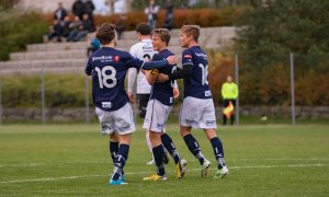 Viking 2 - Randaberg 1-1, Feiring av 1-1 målet til Herman Kleppa