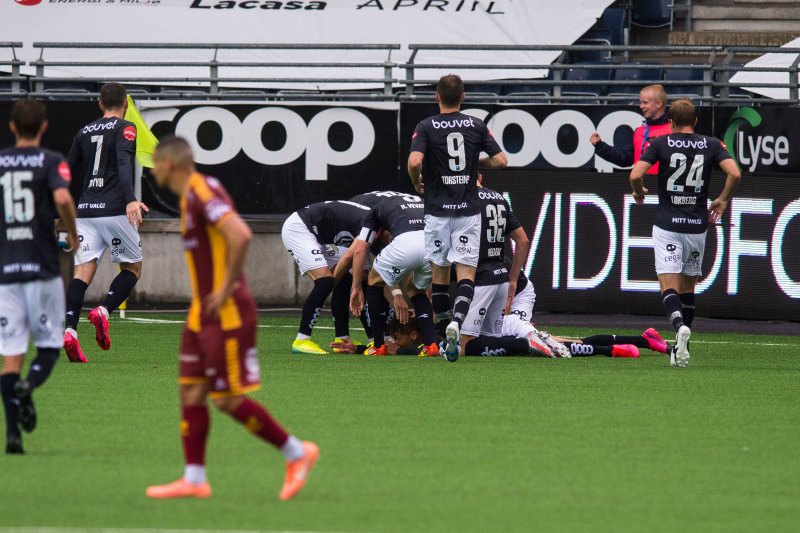 Spikeren i kisten for gjestene da Pereira satte inn 3-0 rett etter pause. Foto: Carina Johansen / NTB scanpix