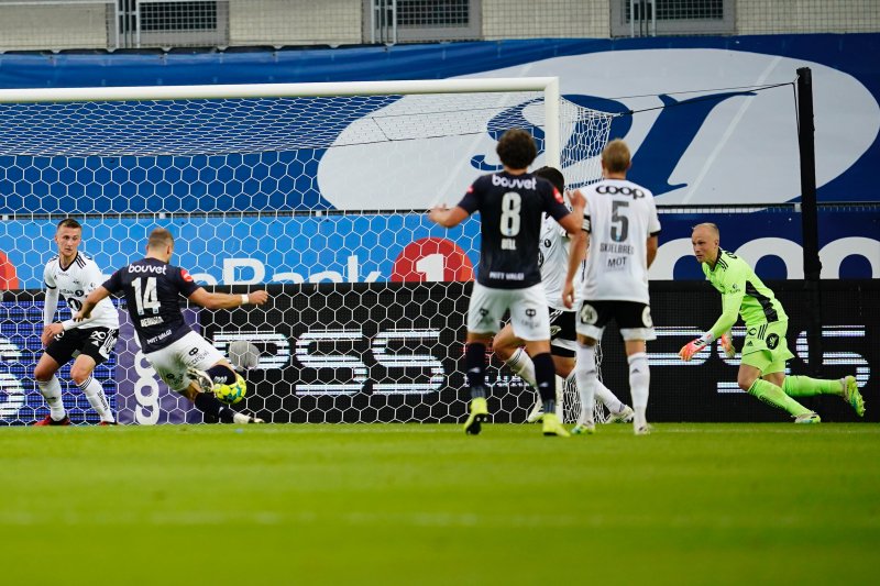 Veton Berisha fikk noen gedigne muligheter uten å score på Lerkendal. Søndag sitter de! Foto: Ole Martin Wold / NTB scanpix
