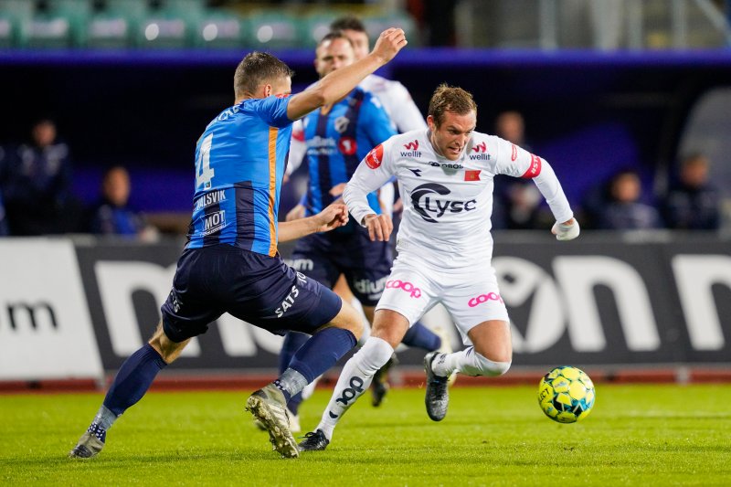 Kristoffer Lie Løkberg startet sin første kamp siden 12. september. Foto: Heiko Junge / NTB