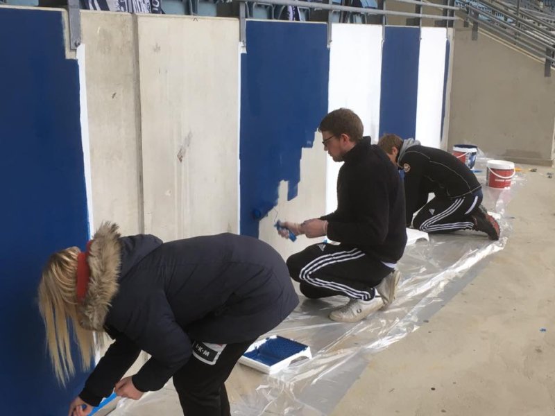 Setter farger på det nye feltet