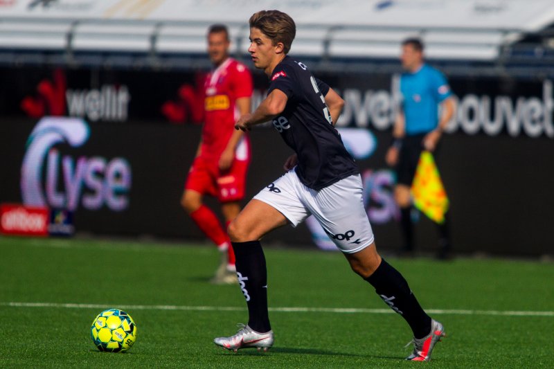 Henrik Heggheim ble av en lokal jury kåret til banens beste i sin debut. Foto: Carina Johansen / NTB scanpix
