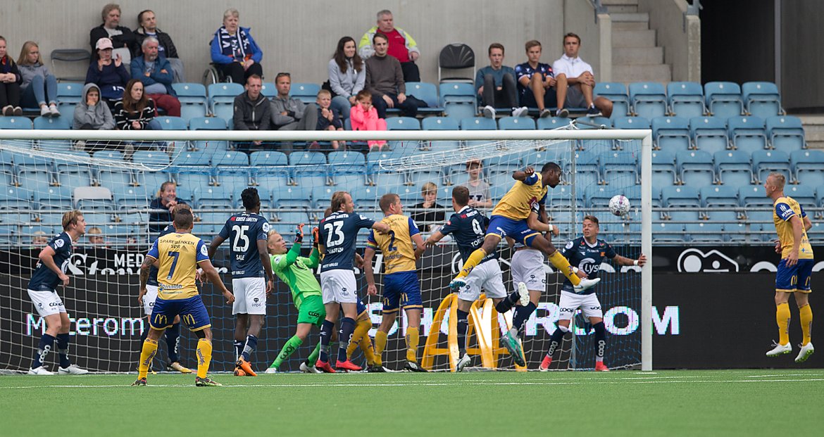 Viking - Jerv. Her går Jerv opp i 1-0. Foto: Tore Fjermestad