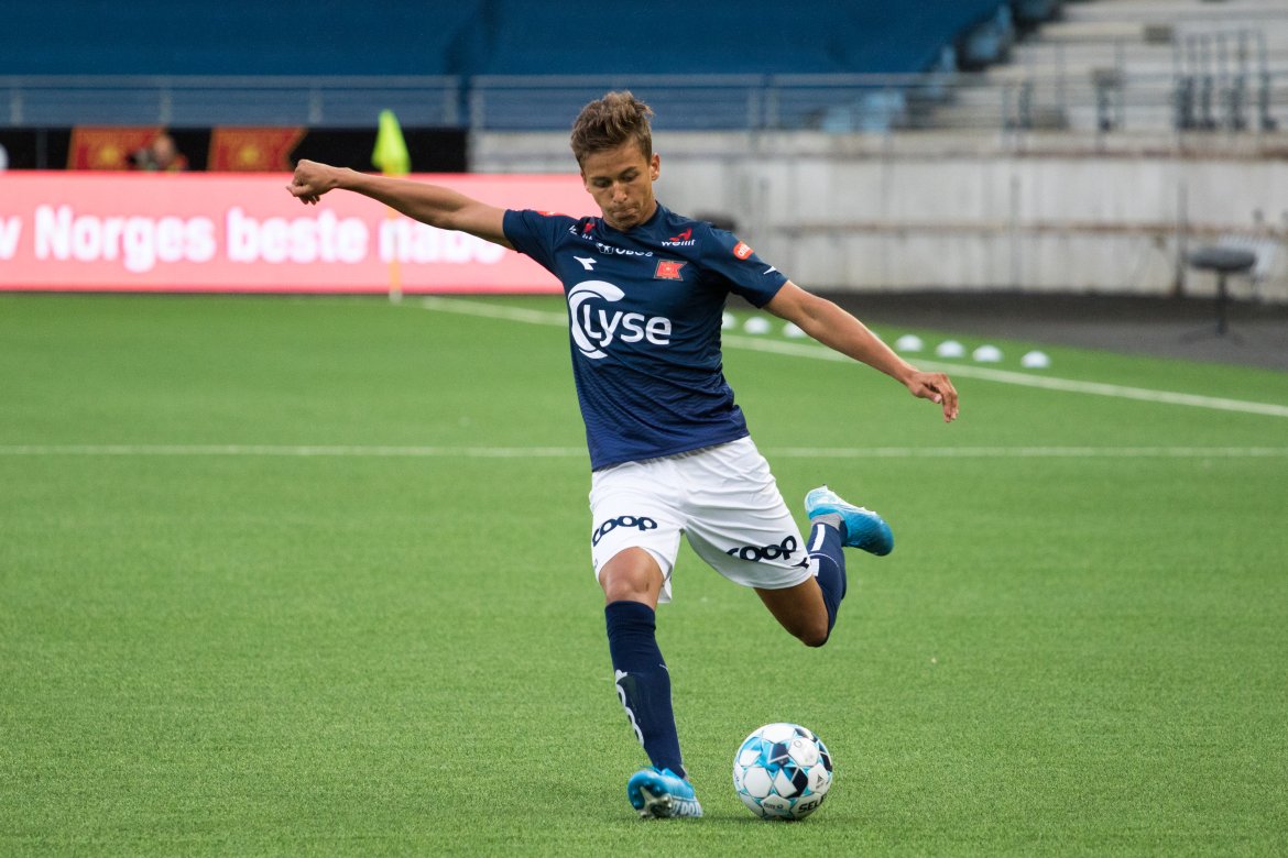 Viking - Strømsgodset, Adrian Nilsen Pereira. Foto: Sander Selsvik Jacobsen