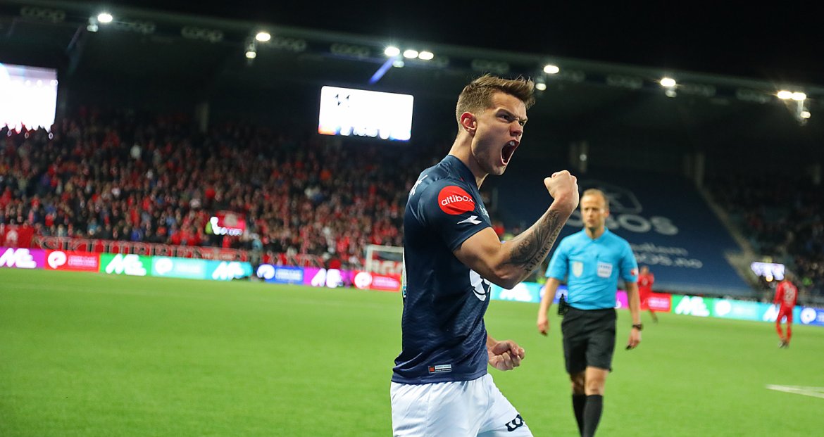 Viking - Brann. Feiring 2-0 scoring.  Foto: Tore Fjermestad