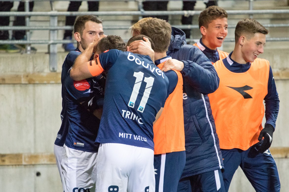 Viking - Brann, Feiring av scoringen til Ibrahimaj. Foto: Sander Selsvik Jacobsen