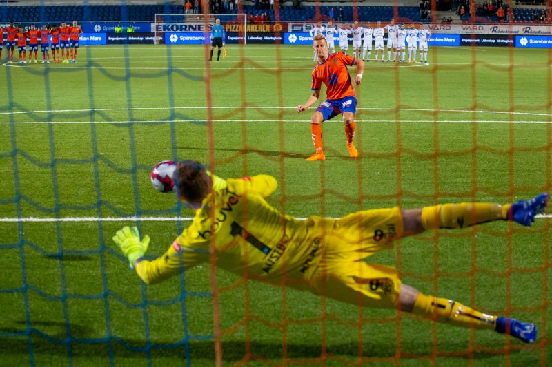 IVEN REDDER!!! Foto: Svein Ove Ekornesvåg / NTB scanpix