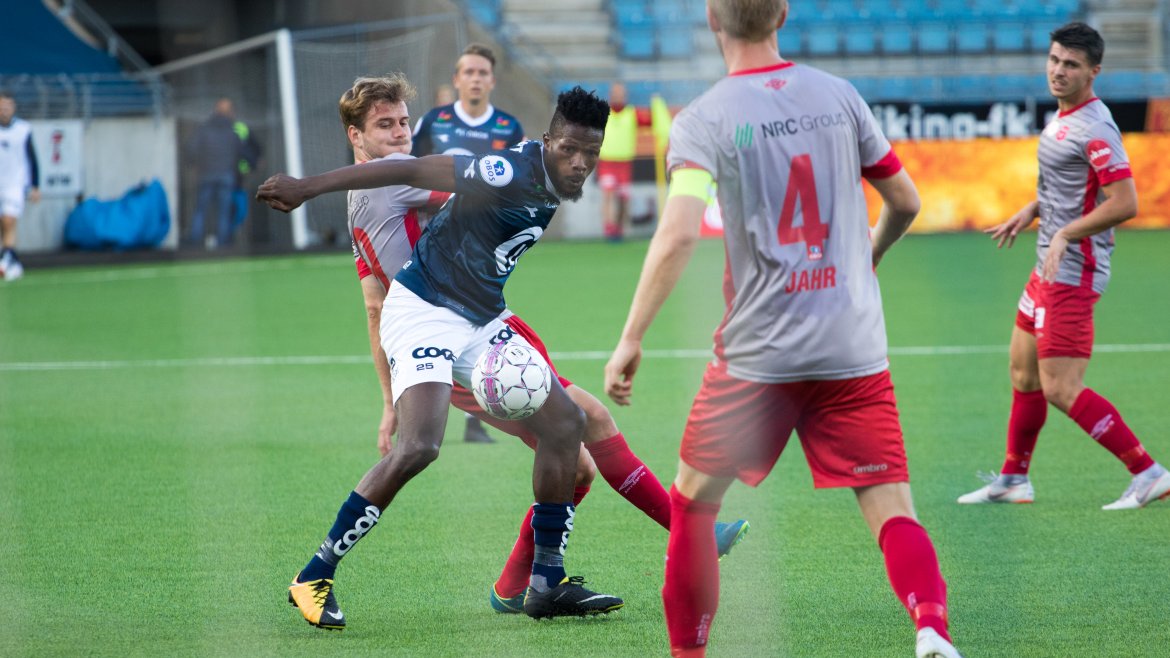Viking - Strømmen, Usman Sale. Foto: Sander Selsvik Jacobsen