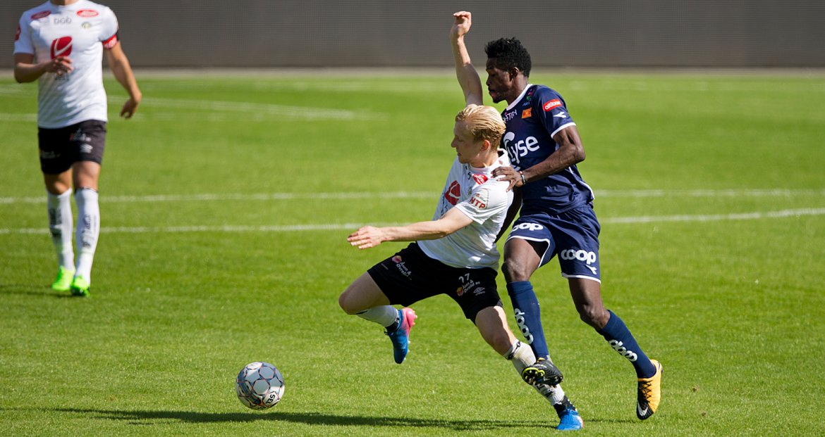 Viking - Sogndal. Usman Sale. Foto: Tore Fjermestad