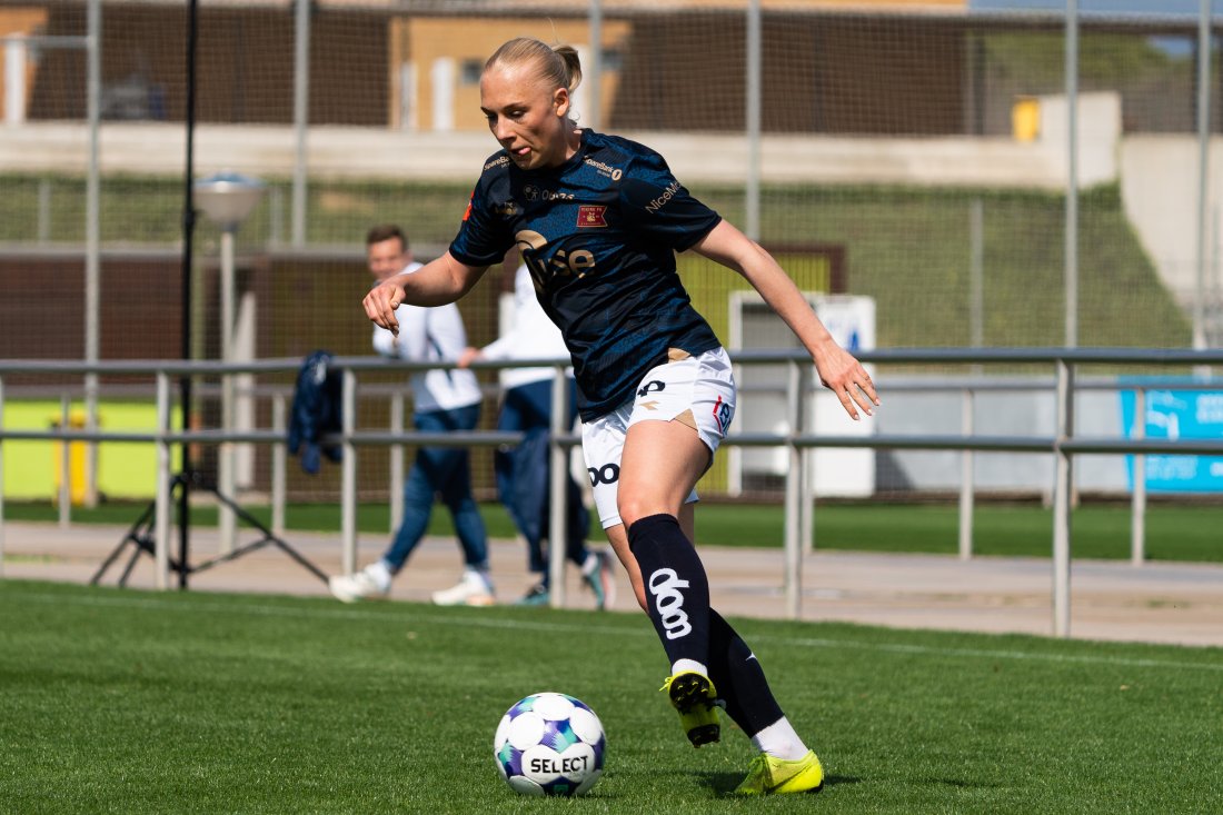 Frida Skoglund Pedersen ser frem til møtet med gamleklubben. Foto: Alexander Larsen