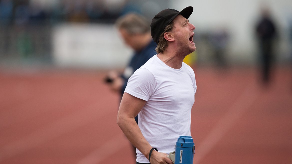 Sandnes Ulf - Viking. Hordene vil ha liv, og det får de. Foto: Tore Fjermestad