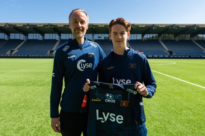 Unggutter med kontrakt